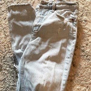 Abercrombie & Fitch “The Skinny High Rise” size 26/2R